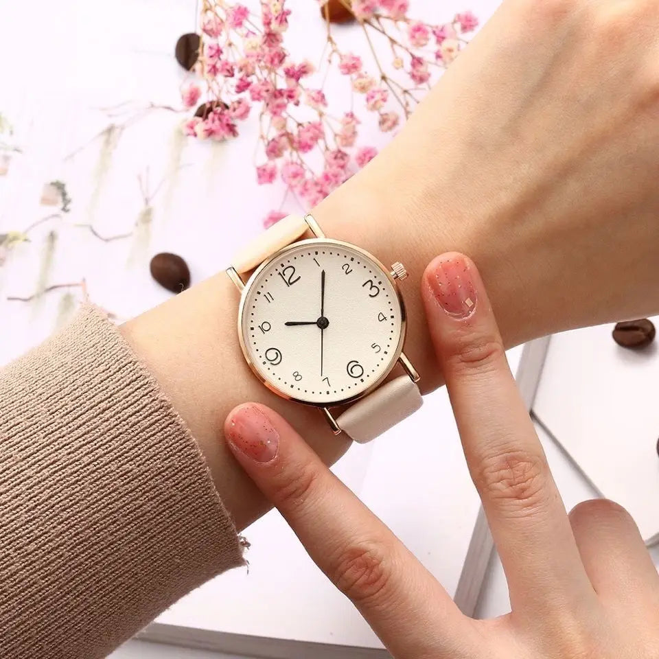 Women’s casual quartz watch with Arabic numbers and leather strap