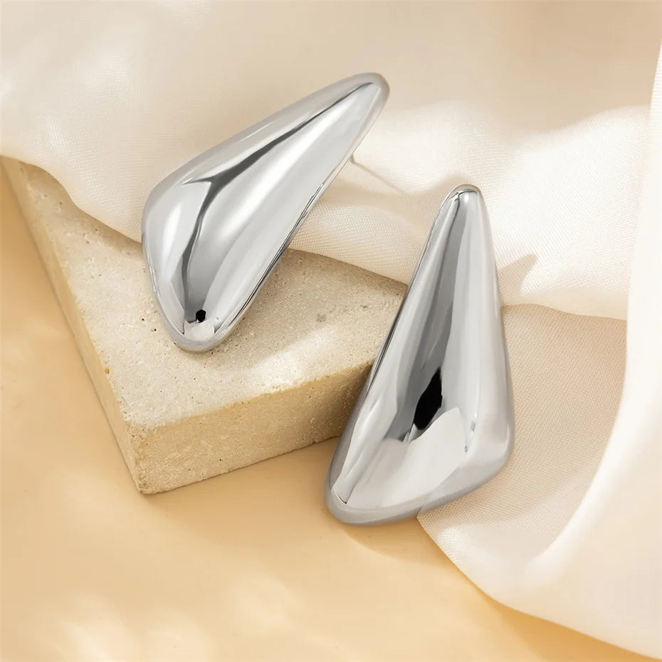 Ingemark Smooth Metal Stud Earrings – Goth Style