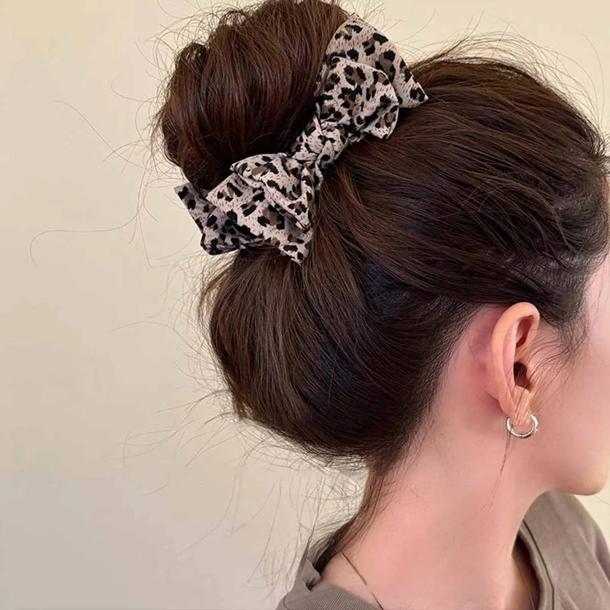 1pc Vintage Leopard Print Bow Premium Hair Grab Hair Accessory