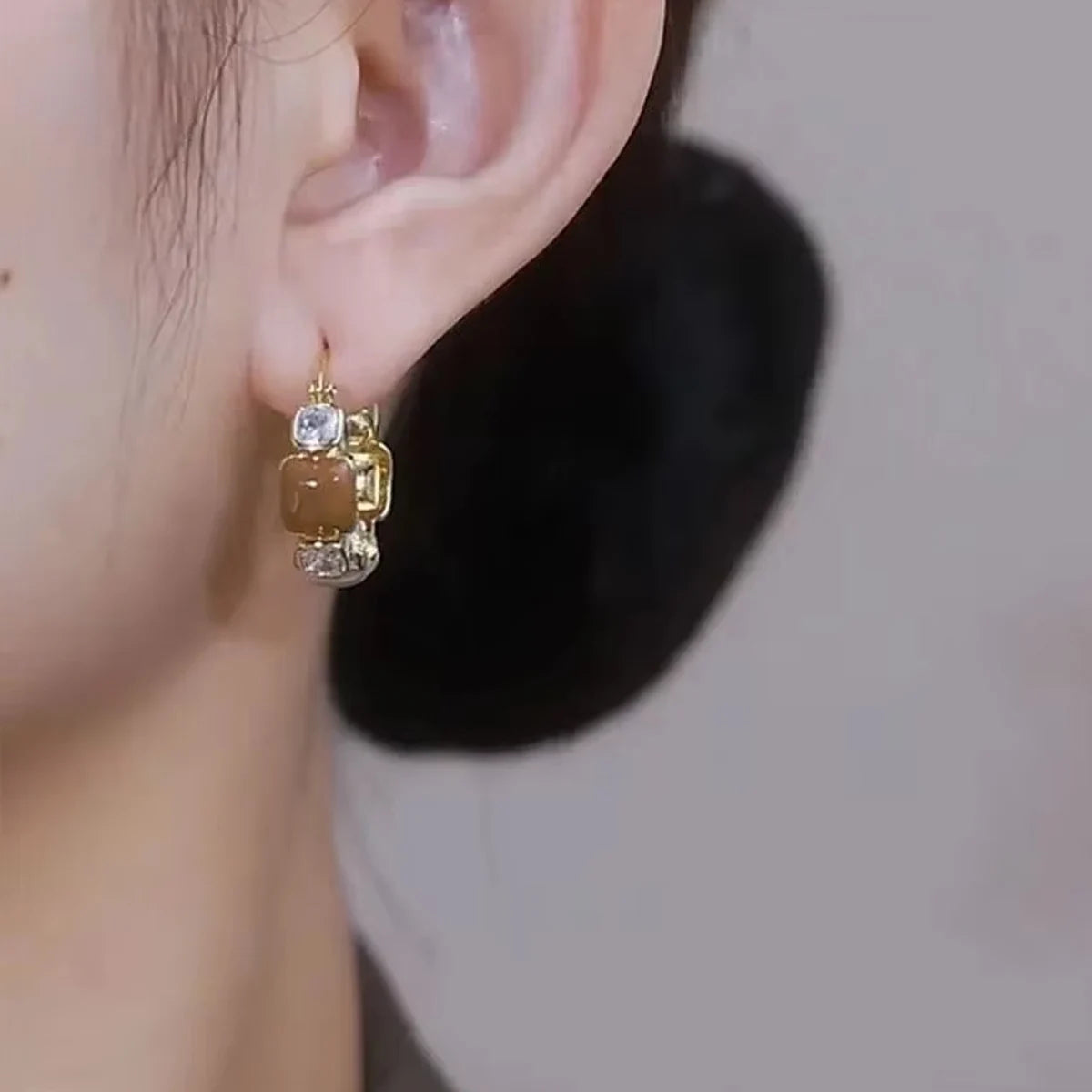 Vintage Y2K Gold Crystal Hoop Earrings for Women