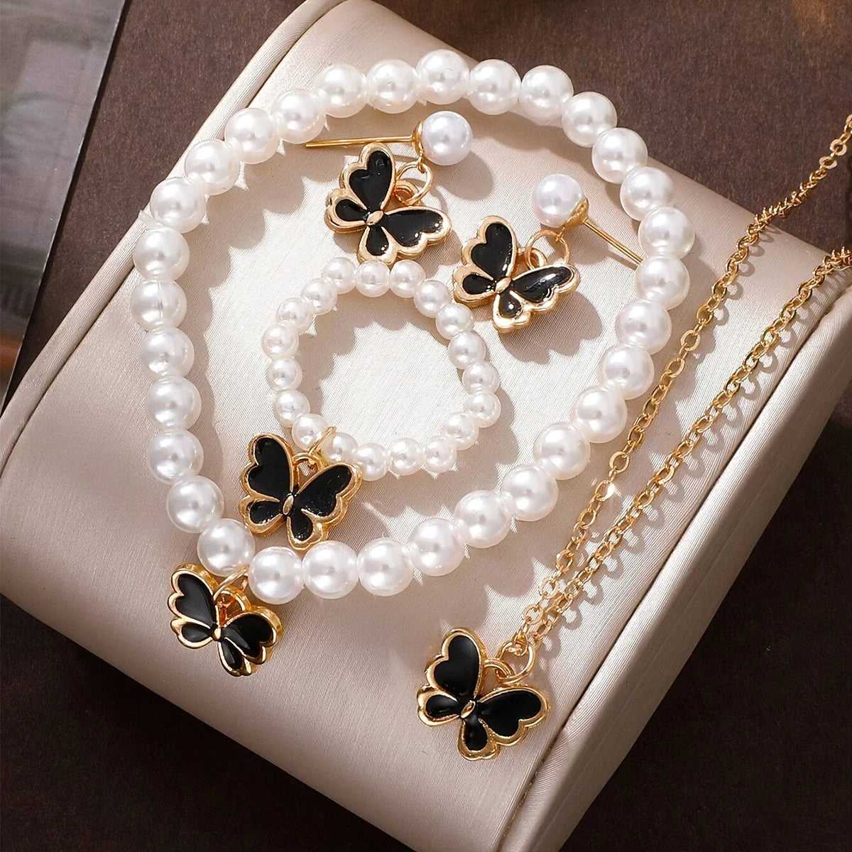 3PCS Clover Flower Jewelry Set for Women.