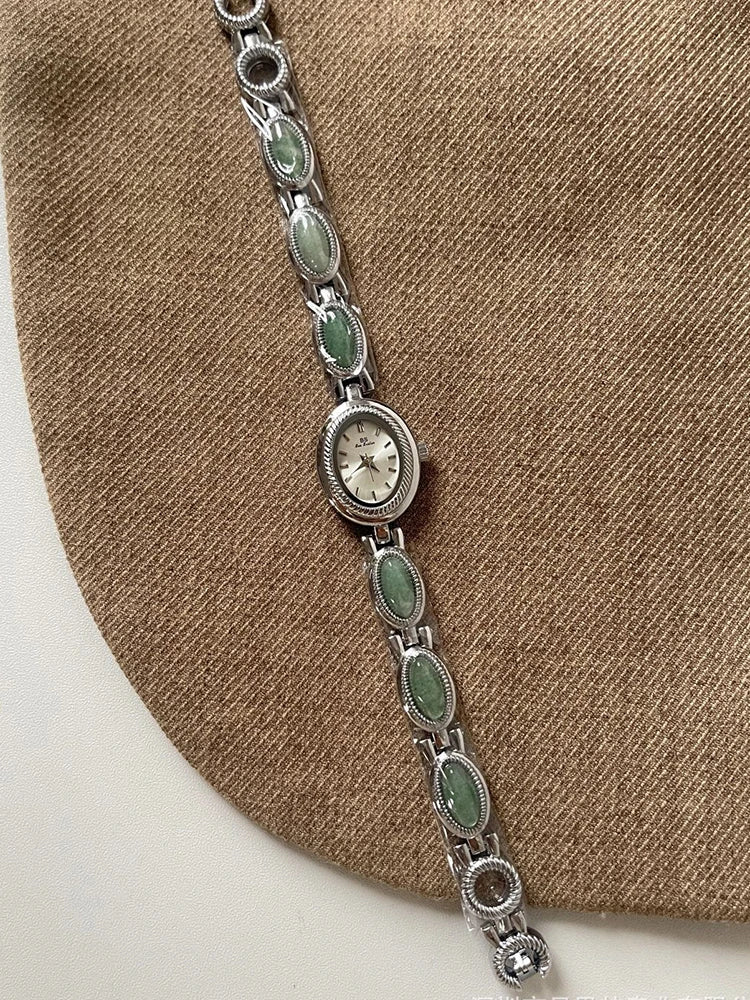 Luxury women’s jade green quartz bracelet watch. Elegant and refined