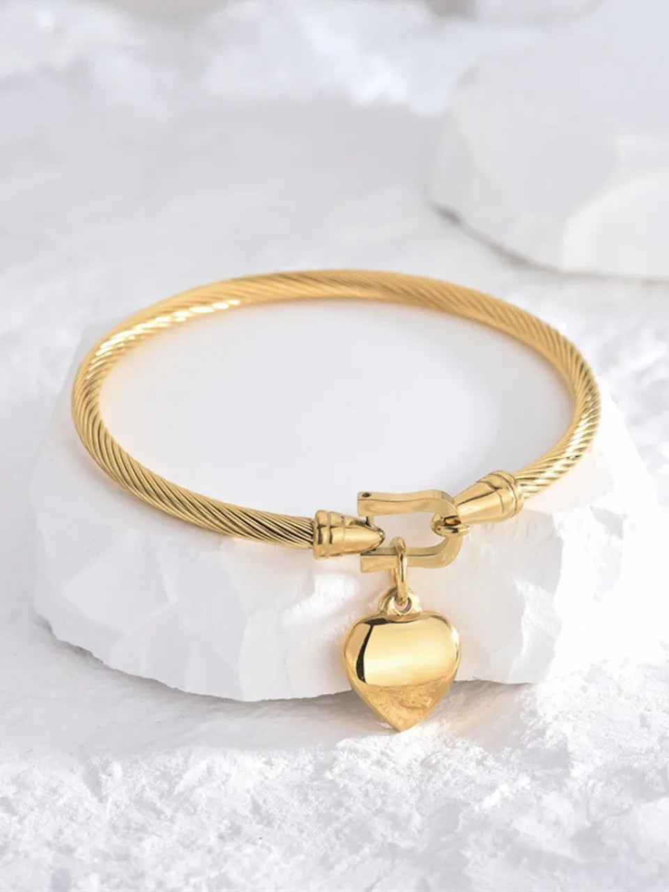 18K Gold Stainless Steel Heart Bangle Unisex Design.